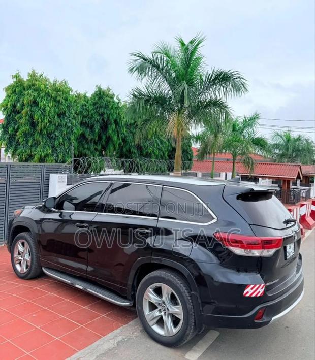 Toyota Highlander 2016 Black