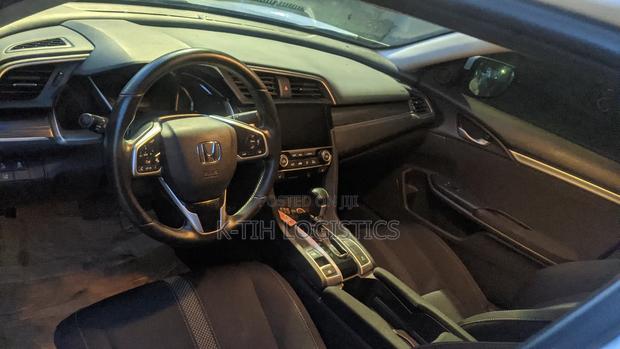Honda Civic EX Sedan 2019 White