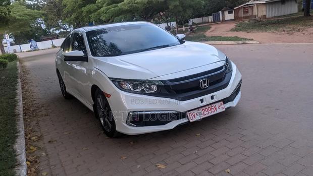 Honda Civic EX Sedan 2019 White