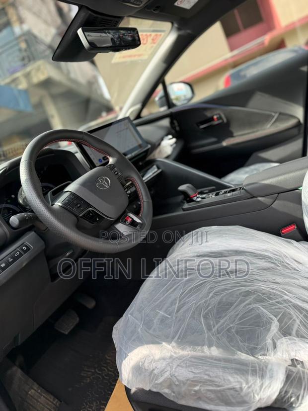 Toyota C-HR 2025 Black