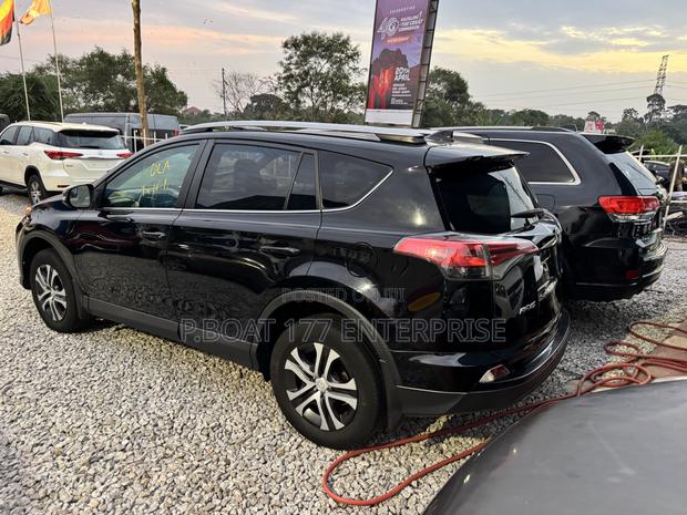 Toyota RAV4 2017 Black