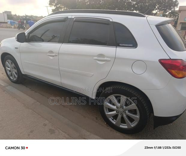 Mitsubishi Outlander SE 4dr SUV (2.4L 4cyl CVT) 2015 White