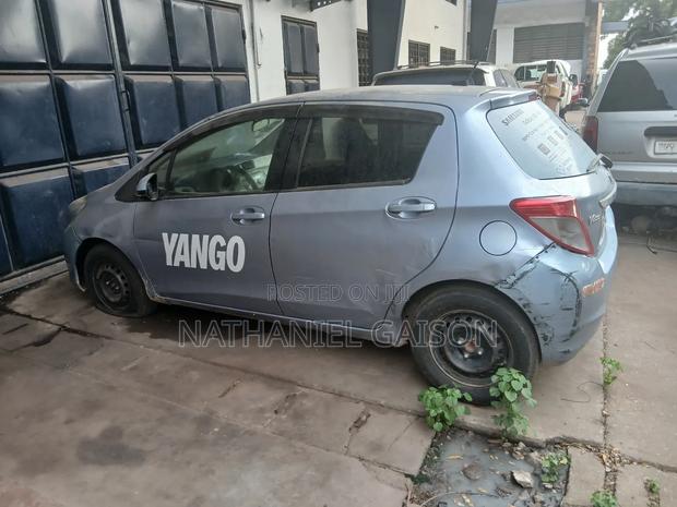 Toyota Vitz 2012 Blue