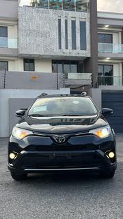 Toyota RAV4 XLE AWD (2.5L 4cyl 6A) 2017 Black for sale