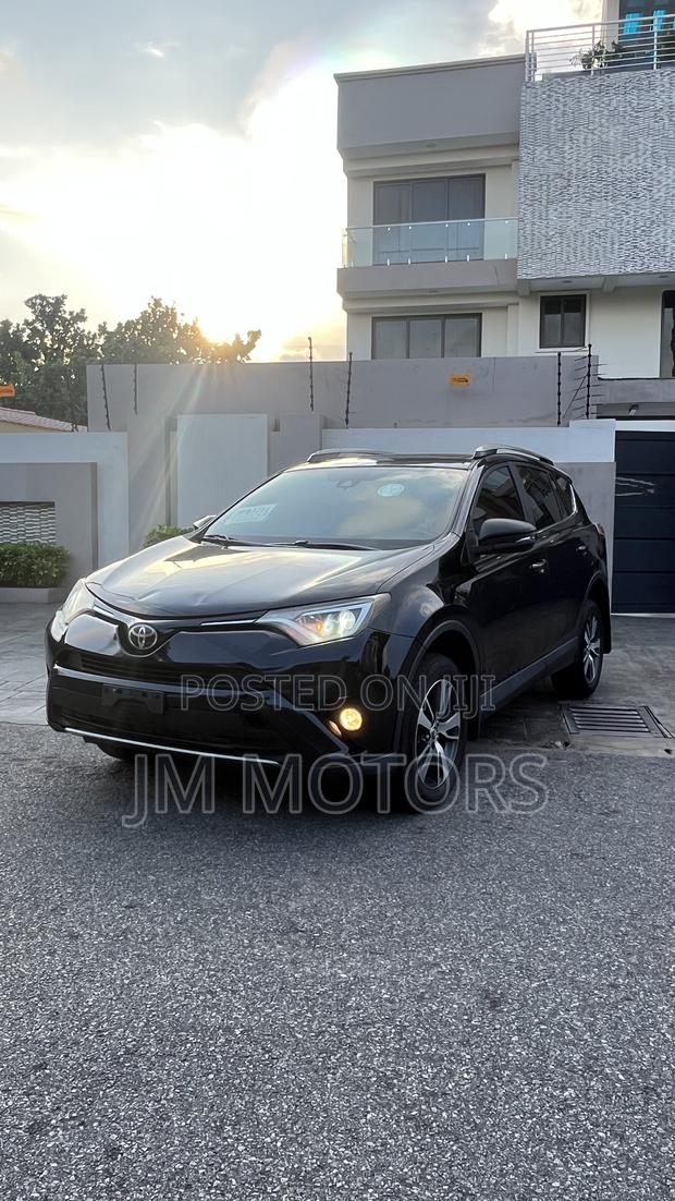 Toyota RAV4 XLE AWD (2.5L 4cyl 6A) 2017 Black