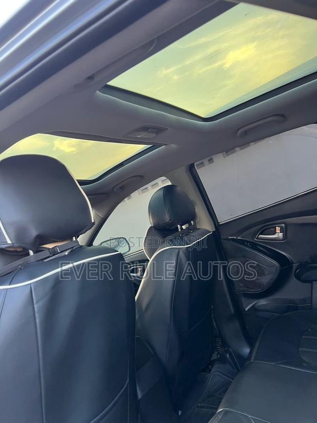 Hyundai Tucson Limited AWD 2013 Silver
