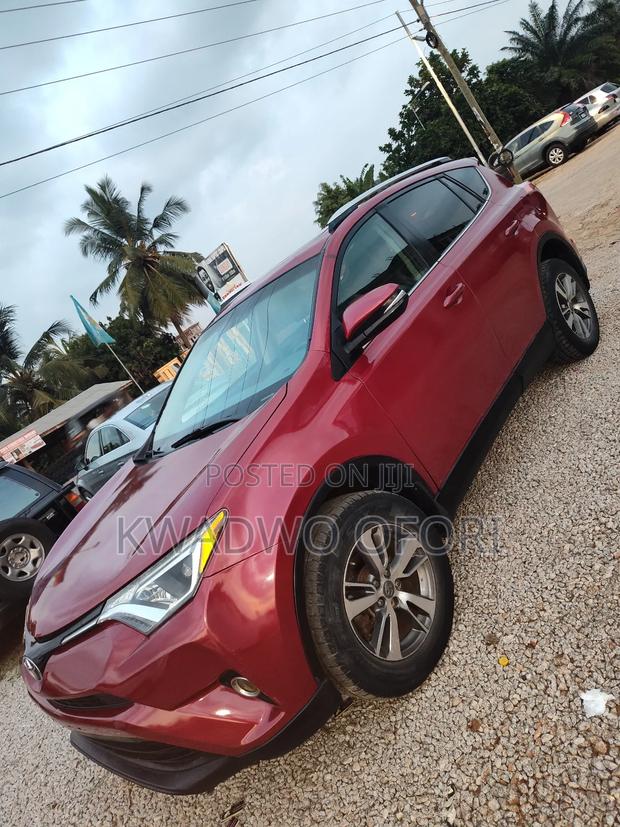 Toyota RAV4 XLE AWD (2.5L 4cyl 6A) 2016 Red