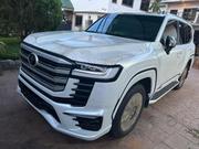 New Toyota Land Cruiser LC300 2025 White for sale
