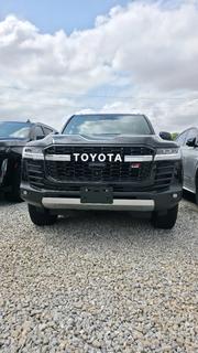 Toyota Land Cruiser LC300 2025 Black for sale