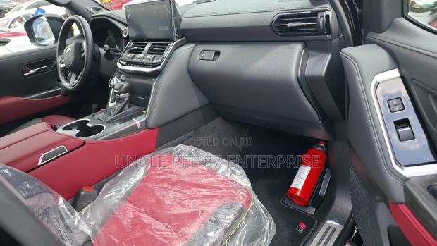 Toyota Land Cruiser LC300 2025 Black