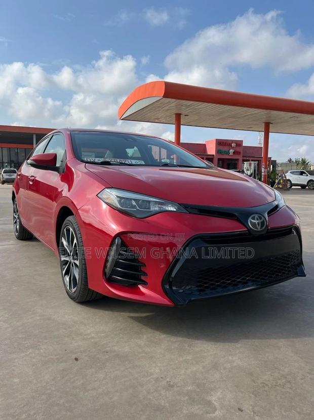 Toyota Corolla SE (1.8L 4cyl 2A) 2019 Red