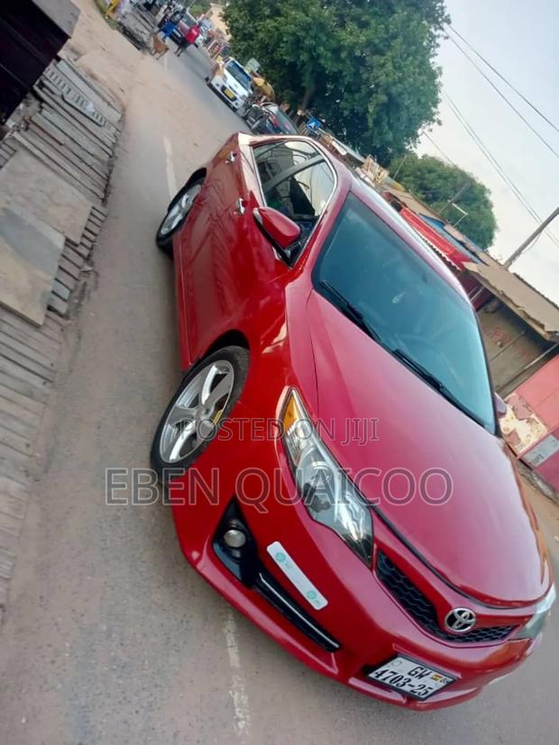 Toyota Camry 2014 Red
