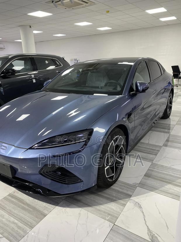 New BYD Seal DM-i 2025 Blue