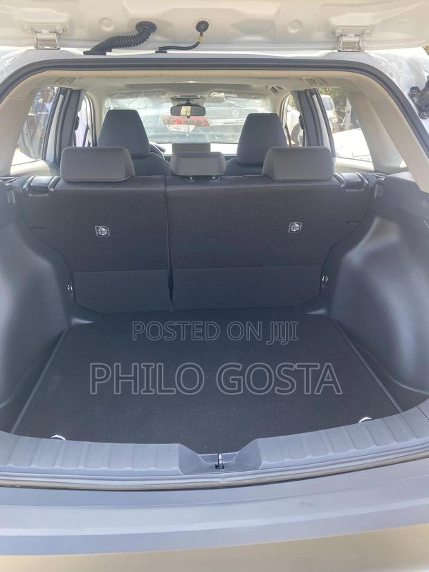 Toyota Corolla Cross 2024 White