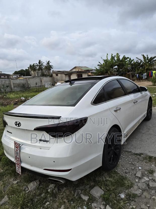 Hyundai Sonata Limited 2.0T Seban (2.0L 4cyl 6A) 2016 White