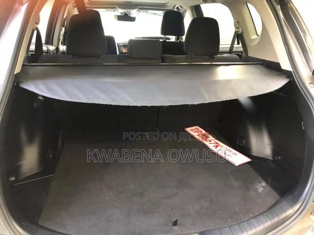 Toyota RAV4 XLE 4dr SUV (2.5L 4cyl 6A) 2018 Gray