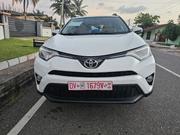 Toyota RAV4 XLE 4dr SUV AWD (2.5L 4cyl 6A) 2018 White for sale