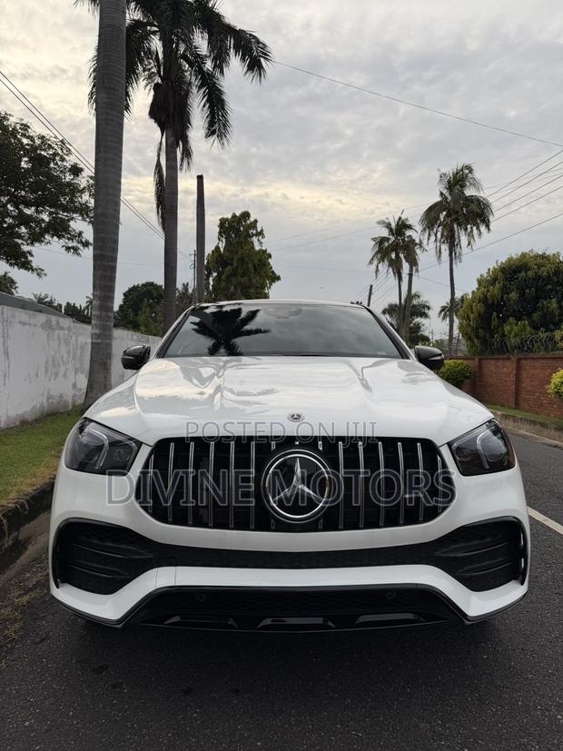 Mercedes-Benz GLE53 2022 White