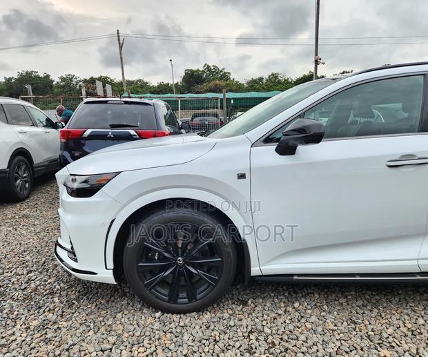 Lexus RX 2024 White