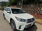 Toyota Highlander XLE 4x2 V6 (3.5L 6cyl 8A) 2018 White for sale