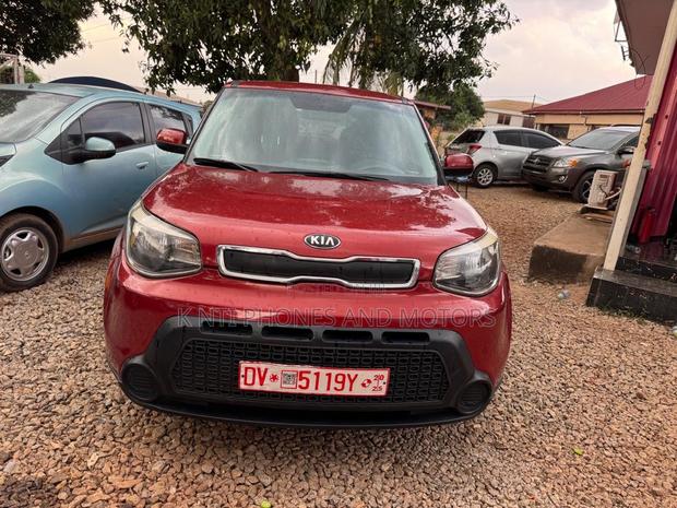 Kia Soul Hatchback 2016 Red