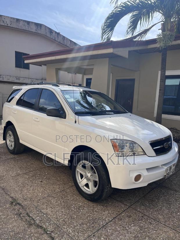 Kia Sorento 2003 White