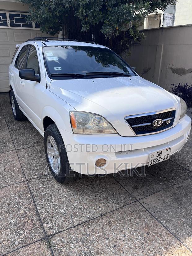 Kia Sorento 2003 White
