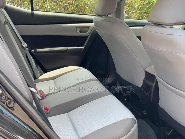 Toyota Corolla 2018 Black