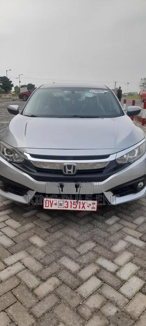 Honda Civic LX 2dr Coupe (2.0L 4cyl) 2017 Gray
