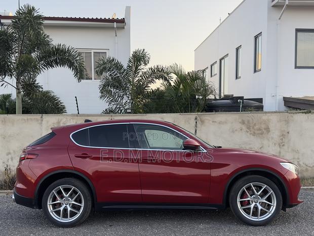 Alfa Romeo Stelvio 2.0 AWD 2018 Red