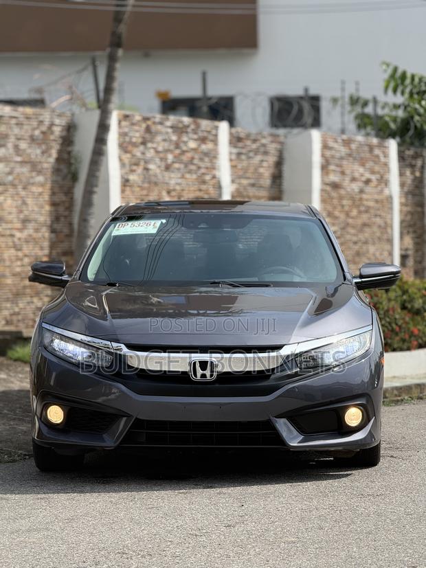 Honda Civic Touring 4dr Sedan (1.5L 4cyl) 2016 Gray