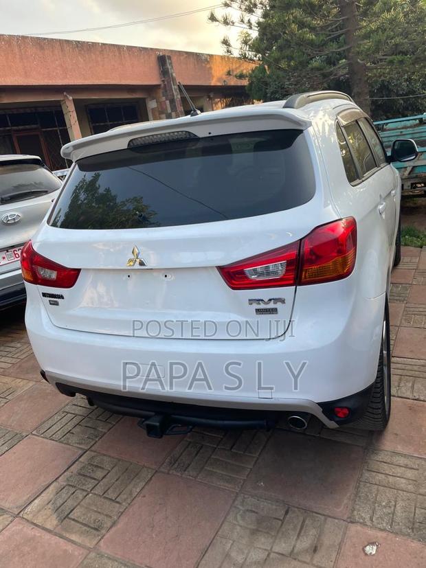Mitsubishi RVR 2014 White