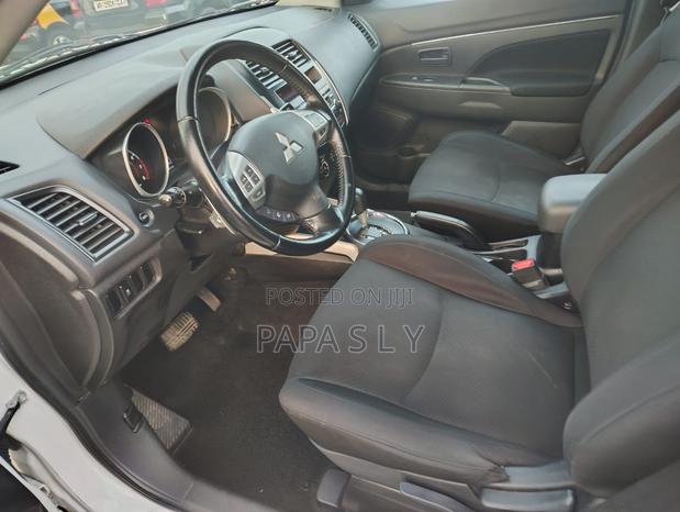 Mitsubishi RVR 2014 White