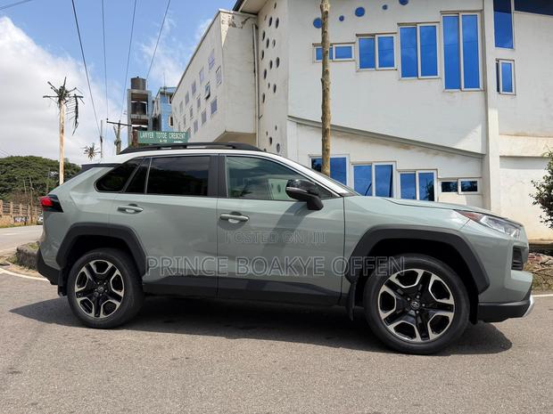 Toyota RAV4 2019
