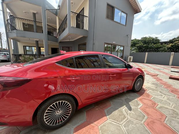 Hyundai Elantra SEL 2020 Red