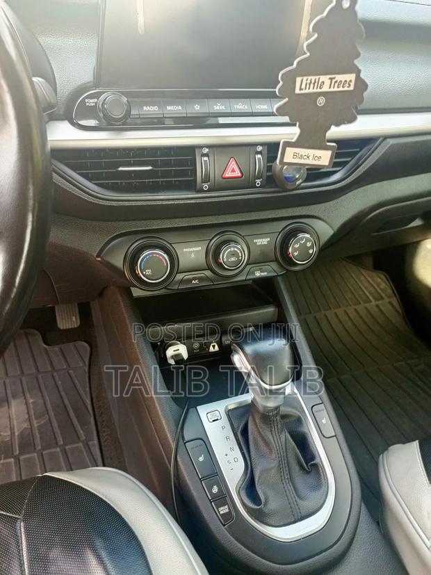 Kia Forte 2019 White