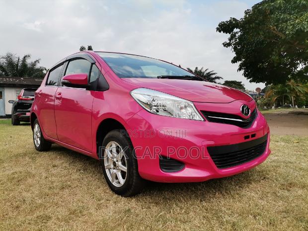 Toyota Vitz 1.3 FWD 5dr 2012 Pink