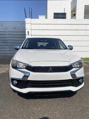 Mitsubishi Outlander 2017 White for sale