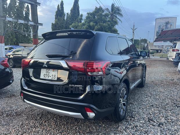 Mitsubishi Outlander SE AWC 2018 Black