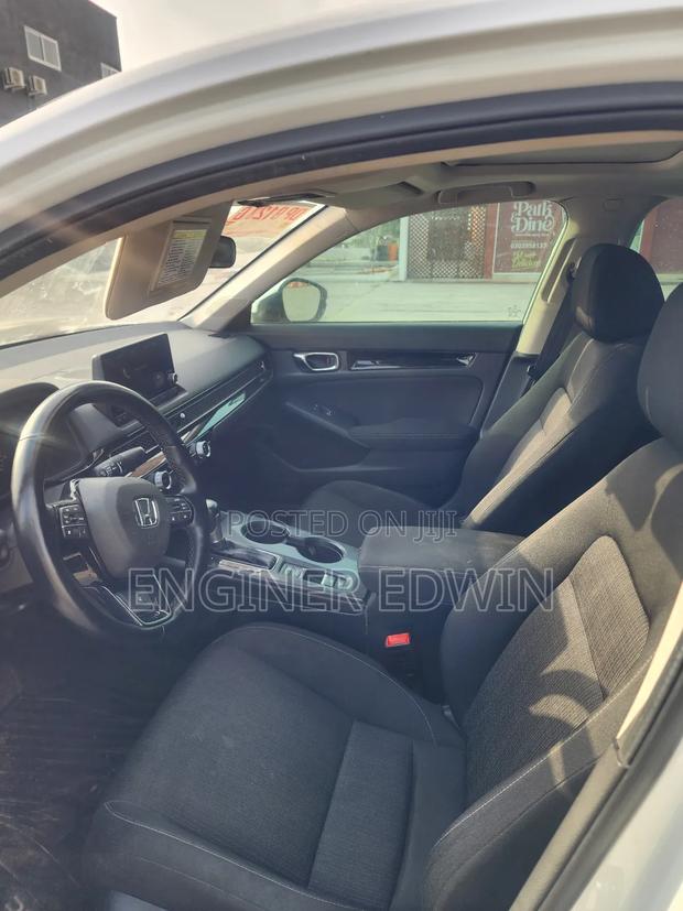 Honda Civic EX 2022 White