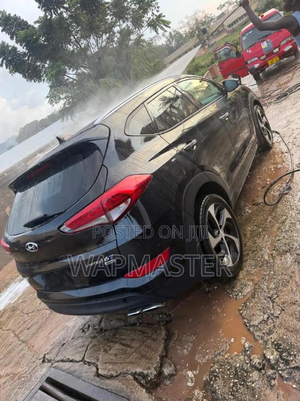 Hyundai Tucson 2018 Black