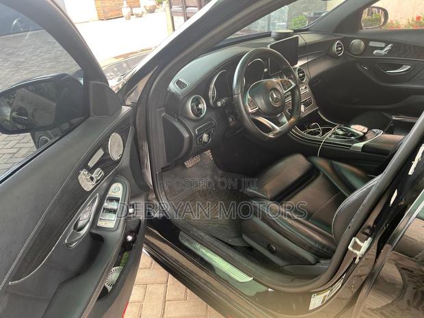 Mercedes-Benz C300 Sport 4dr AWD 4Matic Sedan (2.0L 4cyl 7A) 2015 Black