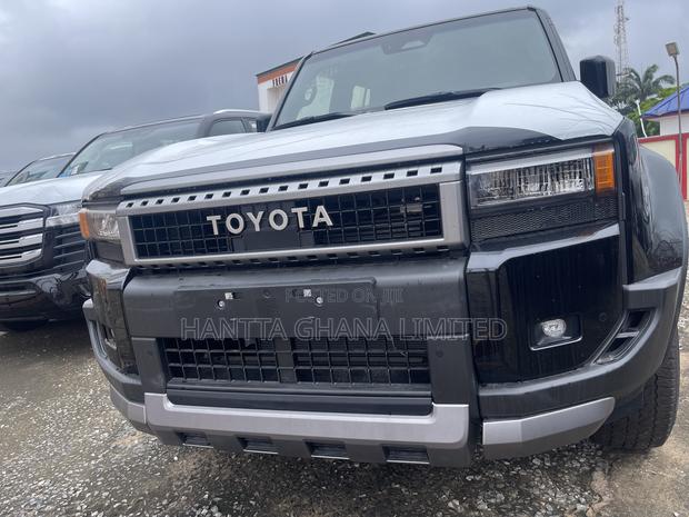 New Toyota Land Cruiser Prado 2.4 Petrol 2025 Black