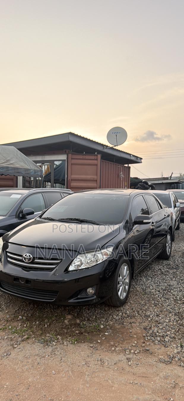 Toyota Corolla L 4dr Sedan (1.8L 4cyl 5M) 2013 Black