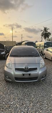Toyota Yaris SE Hatchback 5dr 2013 Gray for sale