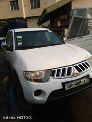 Mitsubishi L200 Club Cab 2.5 136hp 4WD 2007 White for sale