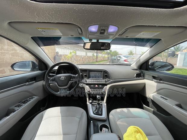Hyundai Elantra Limited 2018 Black