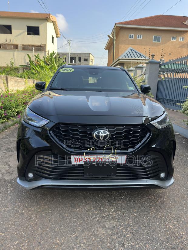 Toyota Highlander XLE 2021 Black