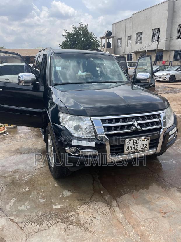 Mitsubishi Pajero V90 2.8 GLS/GLX 2017 Black