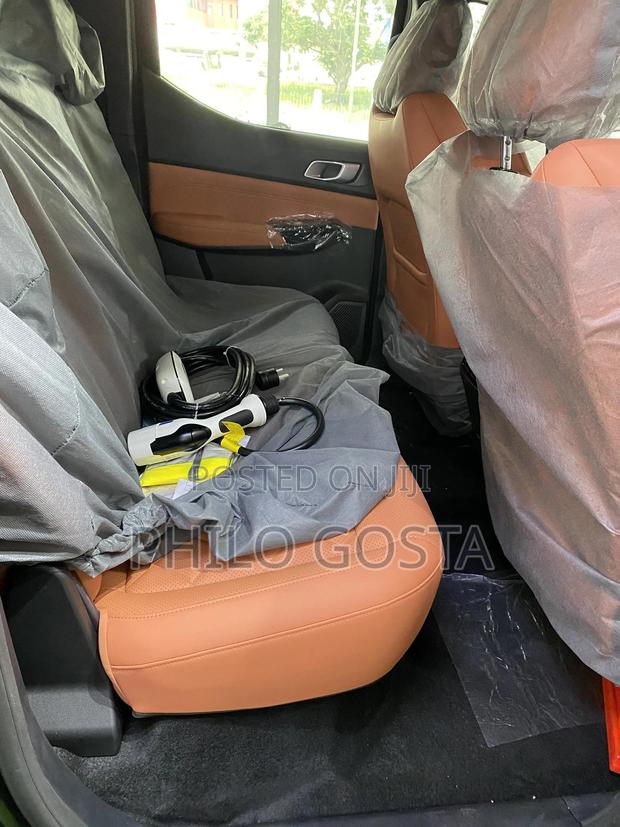 New Changan Hunter Plus 2.0 Petrol 4x4 2025 Black